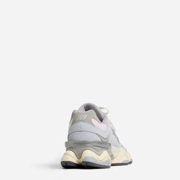 New Balance® Unisex 9060
Sneakers W Size 8.5 Pink
Granite Silver Metallic $150 - Picture 3 of 13
